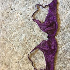 Victoria’s secret lace underwire unlined bra